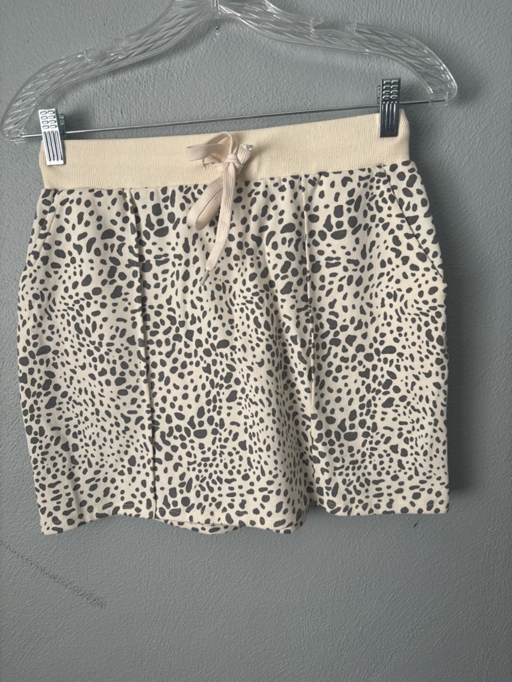 Le Lis Leopard Print Mini Skirt Y2K Low Rise Animal Print Small